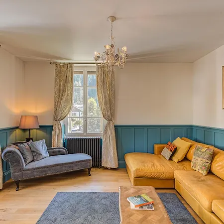 Aiguille Du Midi - Alpes Travel - Sleeps 6 Apartment Chamonix