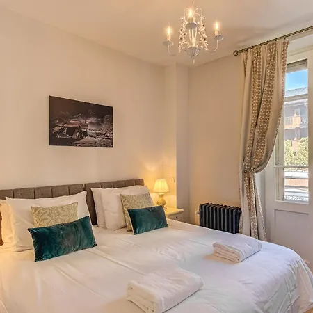 Aiguille Du Midi - Alpes Travel - Sleeps 6 Apartment *