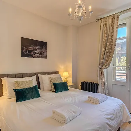 Aiguille Du Midi - Alpes Travel - Sleeps 6 * Chamonix