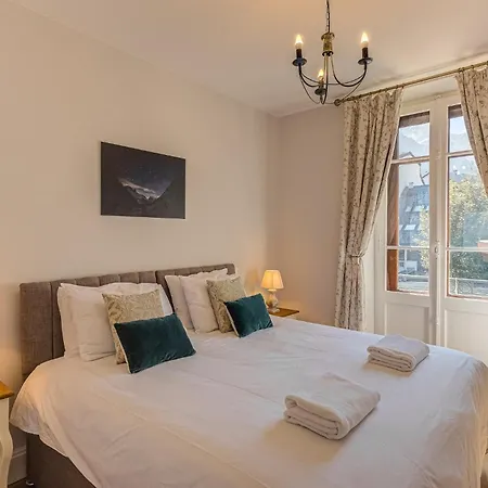 Aiguille Du Midi - Alpes Travel - Sleeps 6