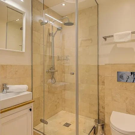 Aiguille Du Midi - Alpes Travel - Sleeps 6 *