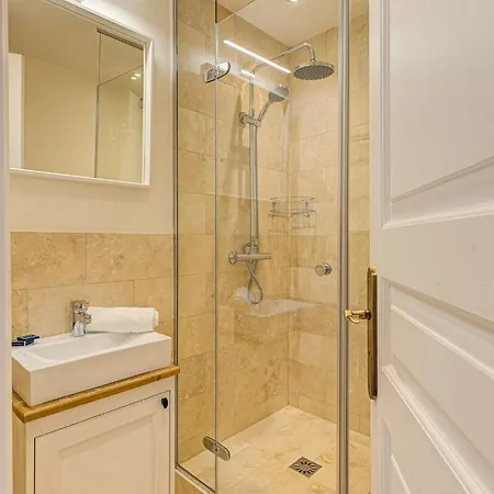 Aiguille Du Midi - Alpes Travel - Sleeps 6 * Σαμονί