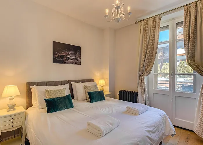 Aiguille Du Midi - Alpes Travel - Sleeps 6 * Chamonix